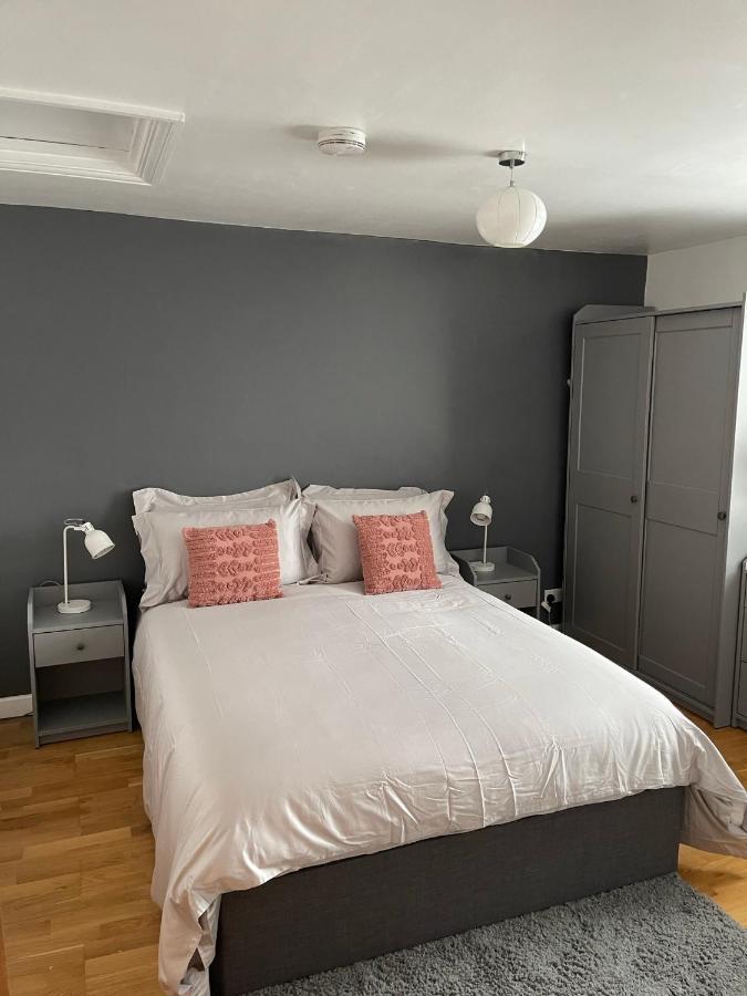 Modern Apartment In Trendy Dalston Londra Esterno foto