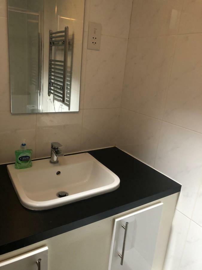 Modern Apartment In Trendy Dalston Londra Esterno foto