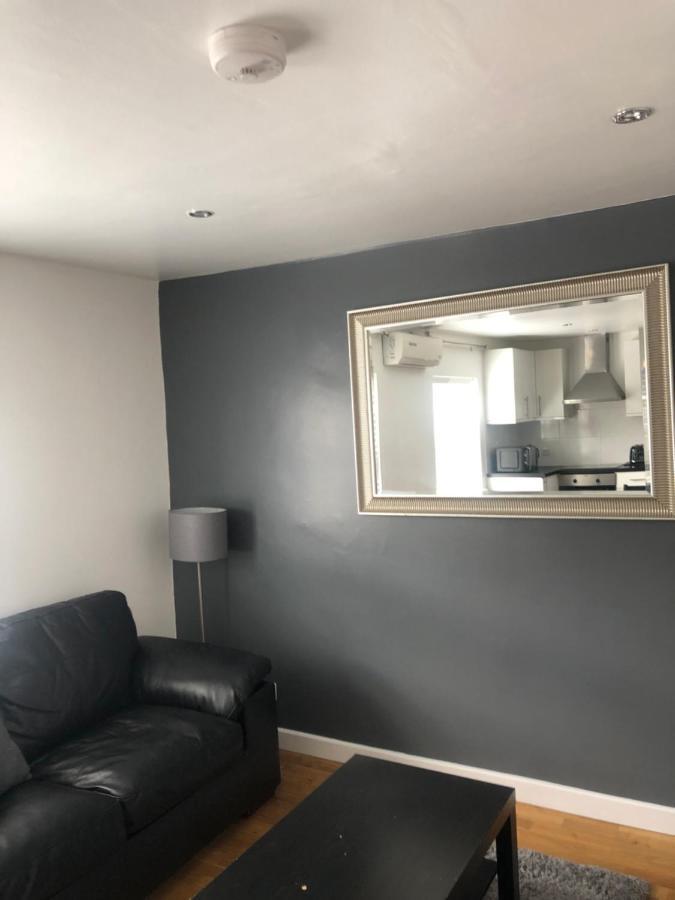 Modern Apartment In Trendy Dalston Londra Esterno foto